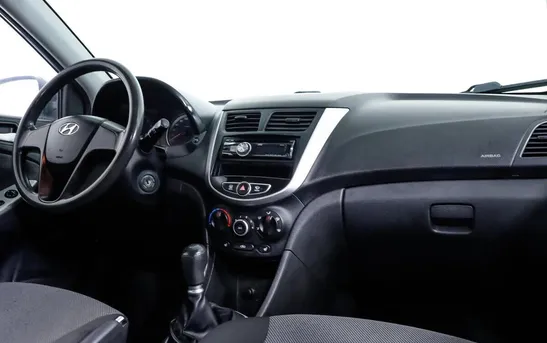 Hyundai Solaris 1.60 механика, фото №1