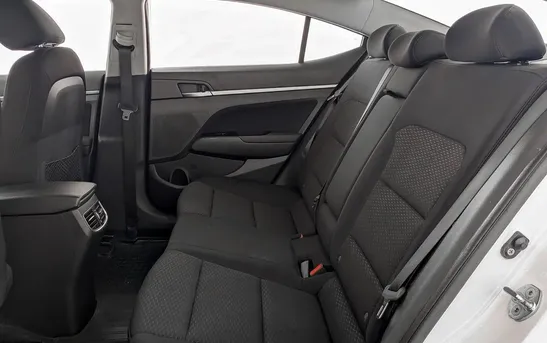 Hyundai Elantra 2.00 механика, фото №1