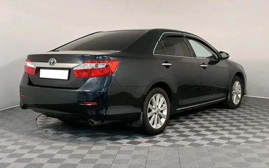 Toyota Camry 2.50 автомат, фото №1