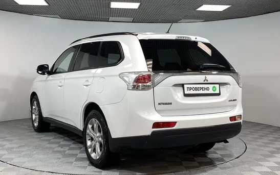 Mitsubishi Outlander 2.40 вариатор, фото №1