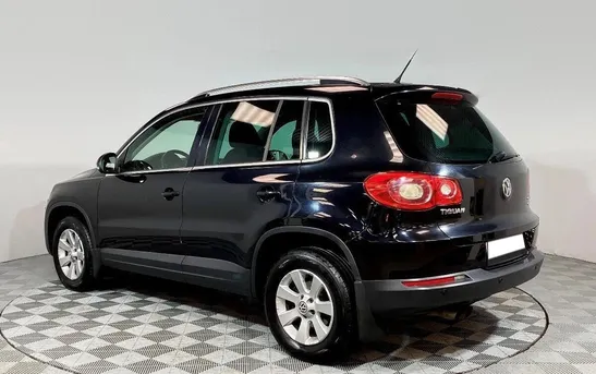 Volkswagen Tiguan 2.00 автомат, фото №1