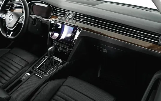 Volkswagen Passat 1.80 робот, фото №1