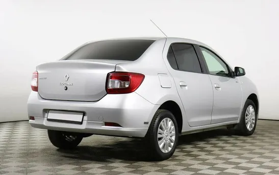 Renault Logan 1.60 автомат, фото №1