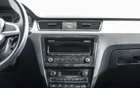 Skoda Rapid 1.40 робот, фото №1