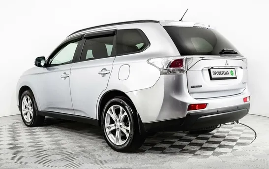 Mitsubishi Outlander 2.40 вариатор, фото №1
