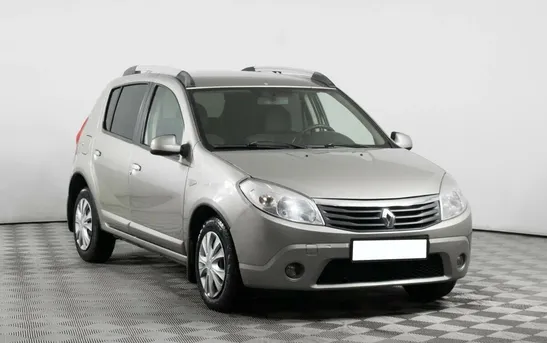 Renault Sandero 1.60 автомат, фото №1