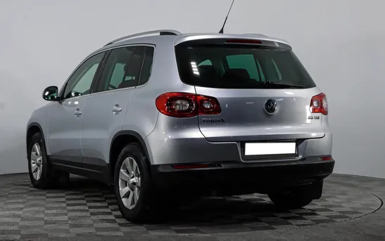 Volkswagen Tiguan 2.00 автомат, фото №1