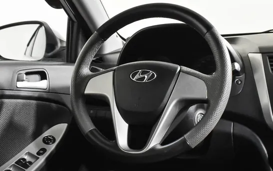 Hyundai Solaris 1.60 механика, фото №1