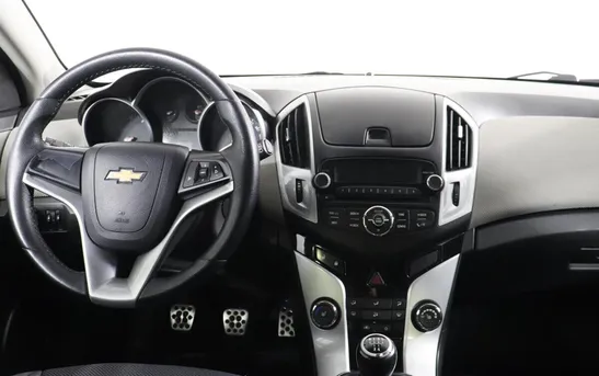 Chevrolet Cruze 1.60 механика, фото №1