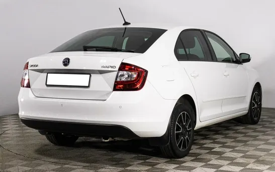 Skoda Rapid 1.60 механика, фото №1