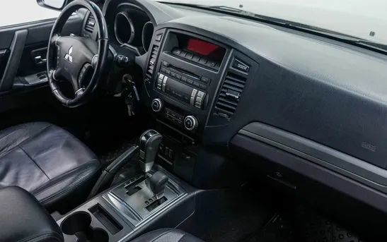 Mitsubishi Pajero 3.20 автомат, фото №1