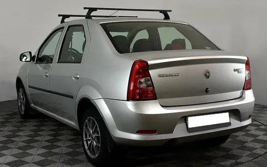 Renault Logan 1.60 механика, фото №1