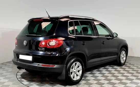 Volkswagen Tiguan 2.00 автомат, фото №1