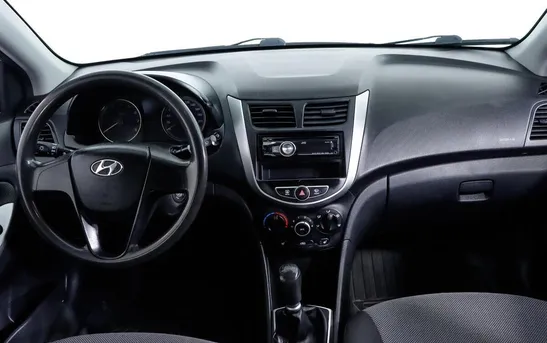 Hyundai Solaris 1.60 механика, фото №1