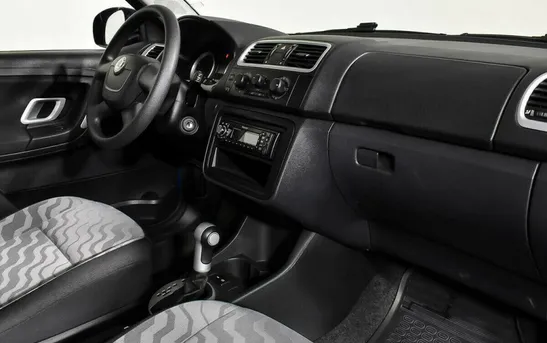 Skoda Fabia 1.60 автомат, фото №1