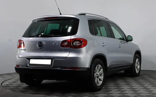 Volkswagen Tiguan 2.00 автомат, фото №1