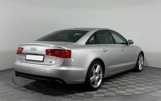 Audi A6 3.00 робот, фото №1