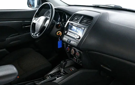 Mitsubishi ASX 2.00 вариатор, фото №1