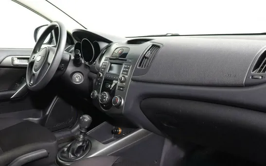 Kia Cerato 1.60 механика, фото №1