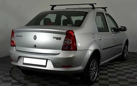 Renault Logan 1.60 механика, фото №1
