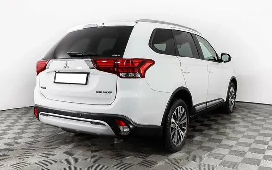 Mitsubishi Outlander 2.00 вариатор, фото №1