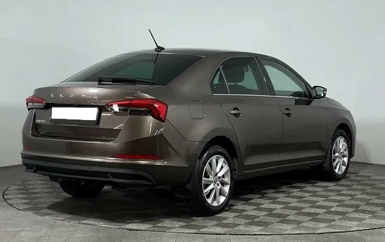 Skoda Rapid 1.40 робот, фото №1