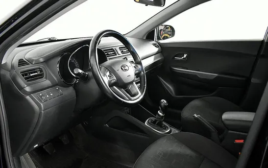 Kia Rio 1.60 механика, фото №1