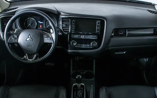 Mitsubishi Outlander 2.40 вариатор, фото №1