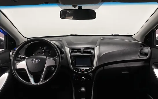 Hyundai Solaris 1.40 автомат, фото №1