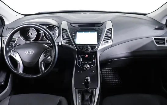 Hyundai Elantra 1.80 автомат, фото №1