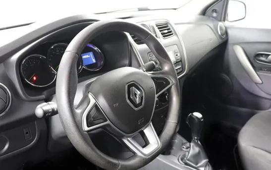 Renault Logan 1.60 автомат, фото №1