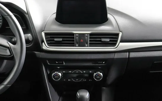 Mazda 3 1.50 автомат, фото №1