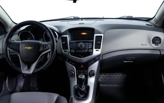 Chevrolet Cruze 1.60 механика, фото №1