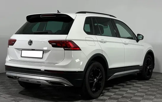 Volkswagen Tiguan 2.00 робот, фото №1