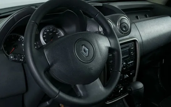 Renault Duster 2.00 автомат, фото №1