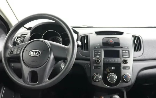 Kia Cerato 1.60 механика, фото №1