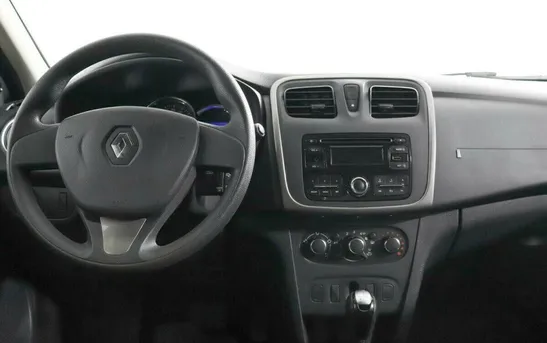 Renault Logan 1.60 автомат, фото №1