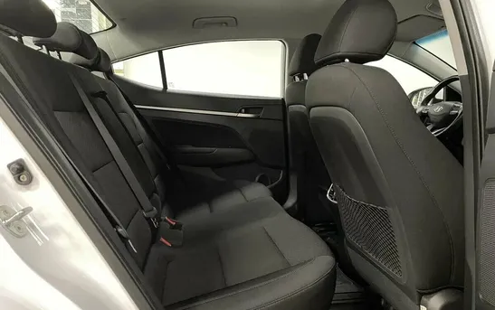 Hyundai Elantra 1.60 автомат, фото №1