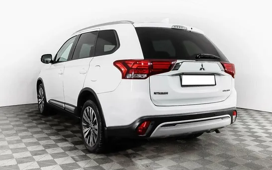 Mitsubishi Outlander 2.00 вариатор, фото №1