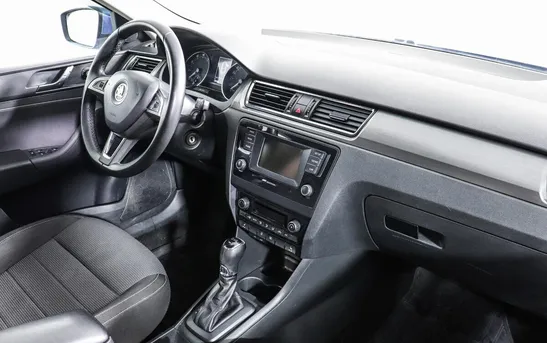 Skoda Rapid 1.40 робот, фото №1