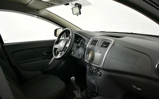 Renault Logan 1.60 механика, фото №1