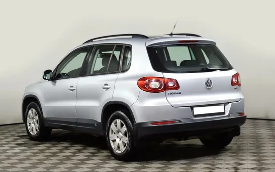 Volkswagen Tiguan 1.40 механика, фото №1