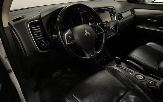 Mitsubishi Outlander 2.40 вариатор, фото №1