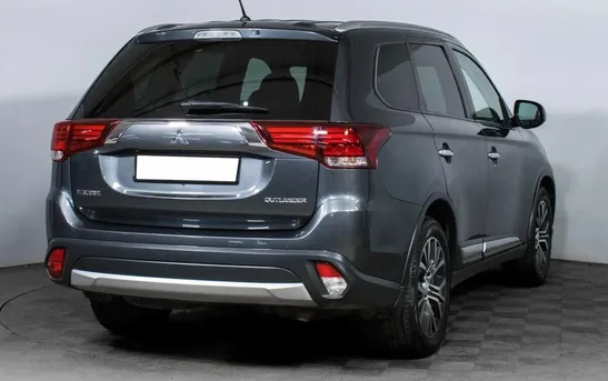 Mitsubishi Outlander 2.40 вариатор, фото №1