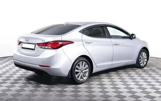 Hyundai Elantra 1.80 автомат, фото №1