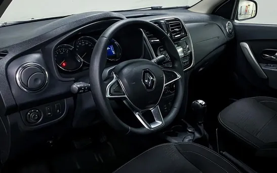 Renault Logan 1.60 автомат, фото №1