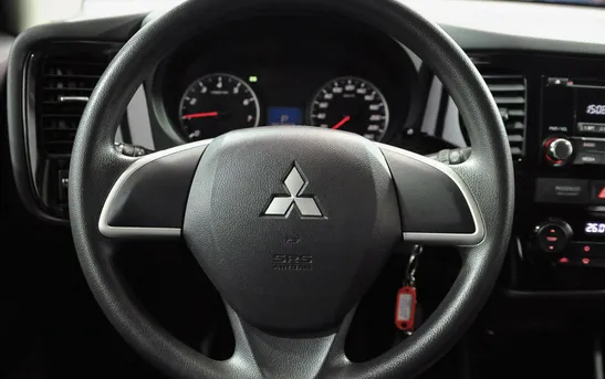 Mitsubishi Outlander 2.00 вариатор, фото №1