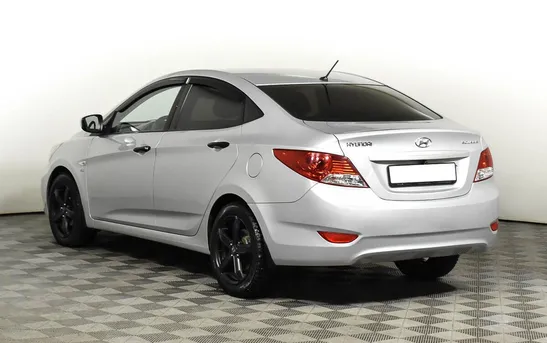 Hyundai Solaris 1.60 механика, фото №1