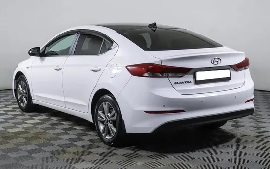 Hyundai Elantra 1.60 автомат, фото №1