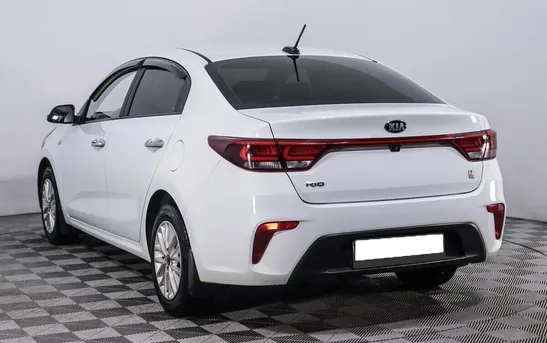 Kia Rio 1.60 механика, фото №1